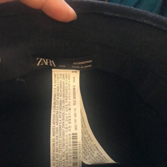 Black cat ears hat - Picture 2 of 3